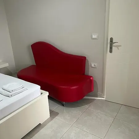 Mateo Apartment