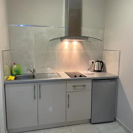 Mateo Διαμέρισμα Σαράντα