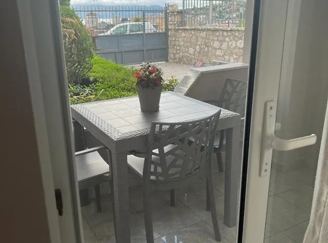 Apartmán Mateo Sarandë